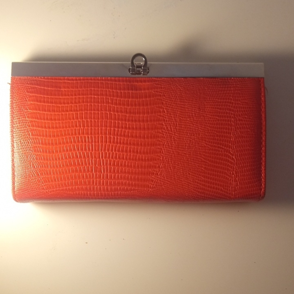 NWOT Embossed Leather Print Elegant Red Clutch Wallet